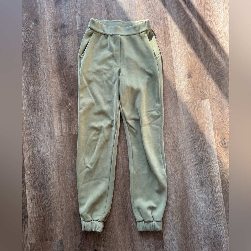 Lululemon Joggers